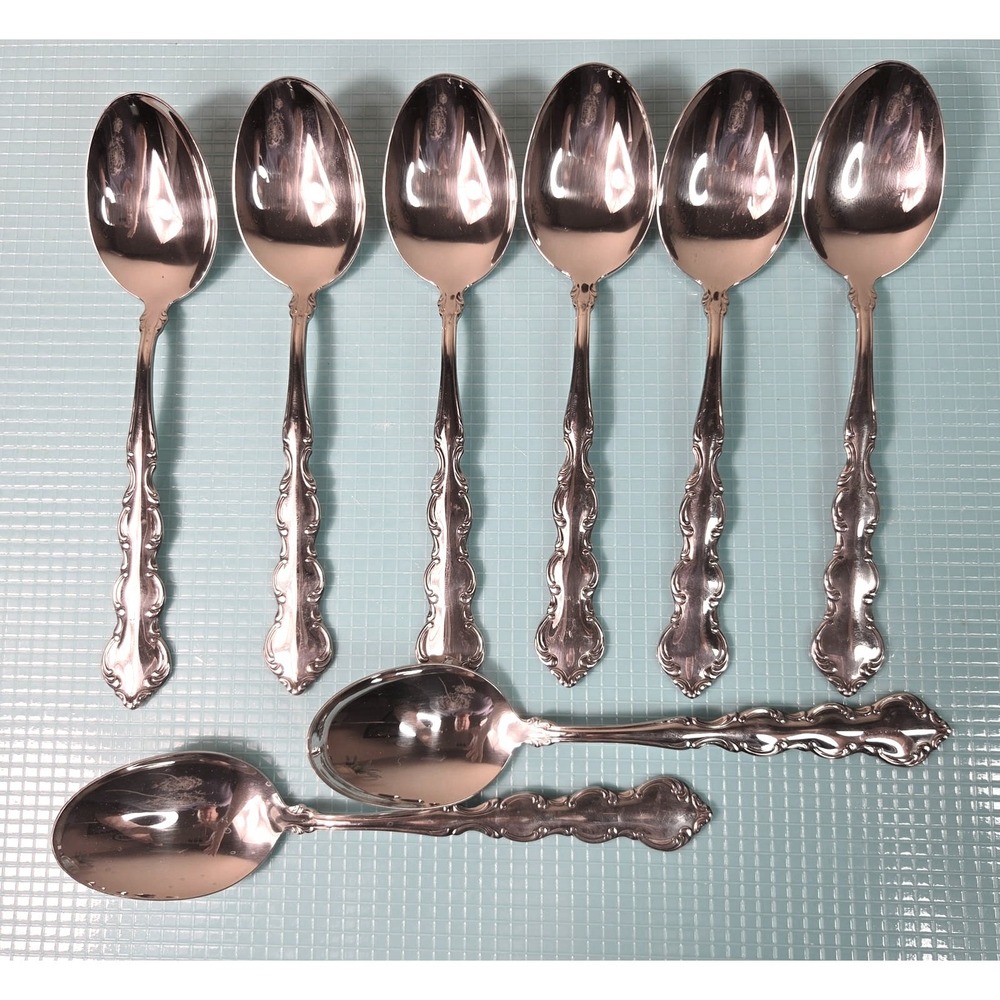 Oneida Mozart Soup Spoons Set of 8 Deluxe Stainless Steel Bowl Flatware Vtg